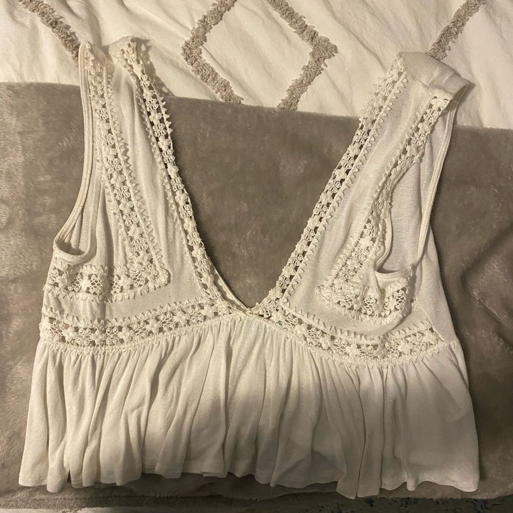 Urban outfitters crop top !!